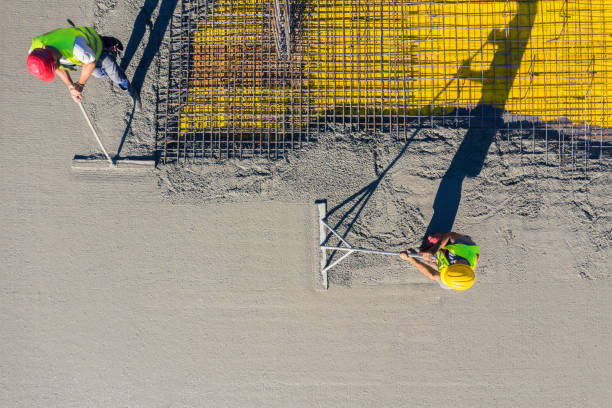 Best Commercial Concrete Contractor  in Lakemoor, IL
